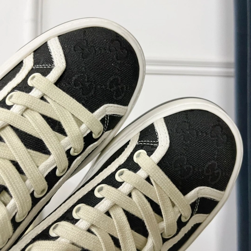 Comfortable Gxccx Sneakers 166253