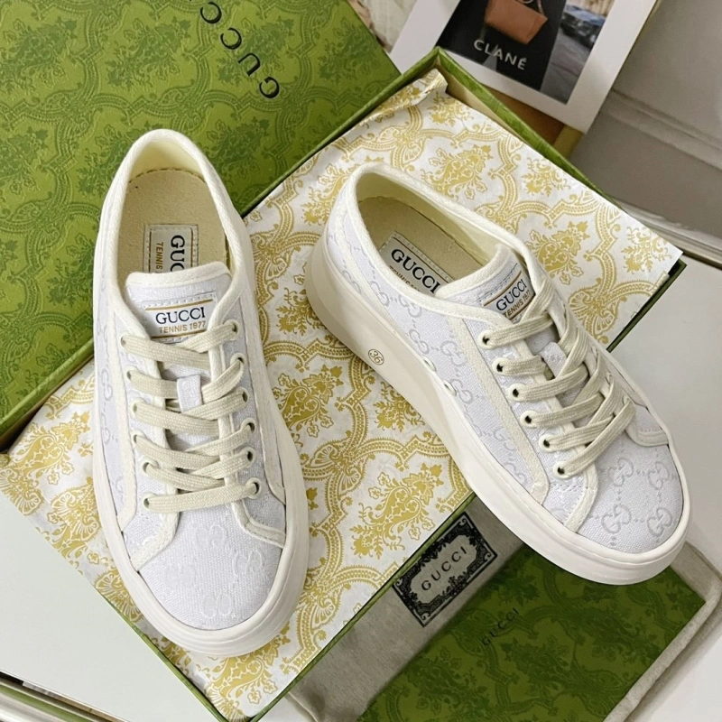 Comfortable Gxccx Sneakers 166256
