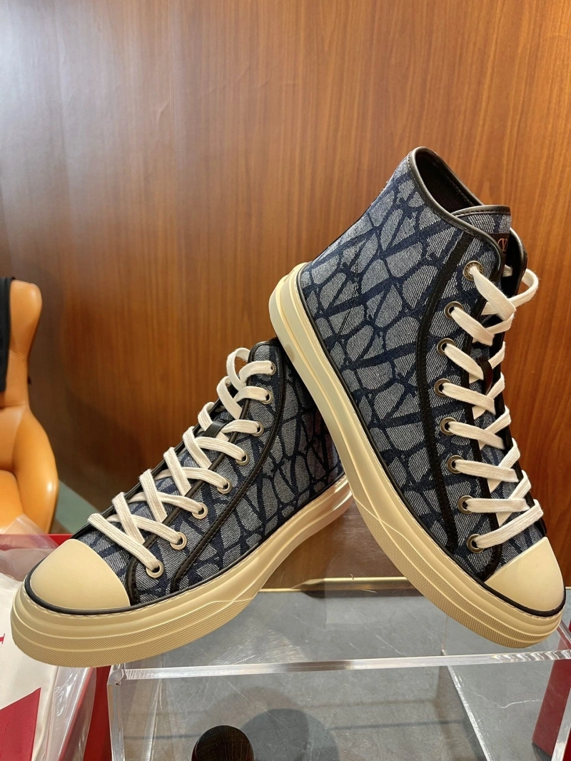 Comfortable Vxlxntino Sneakers 232966