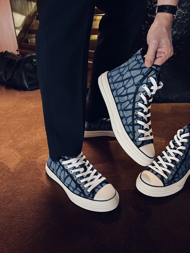 Comfortable Vxlxntino Sneakers 232966