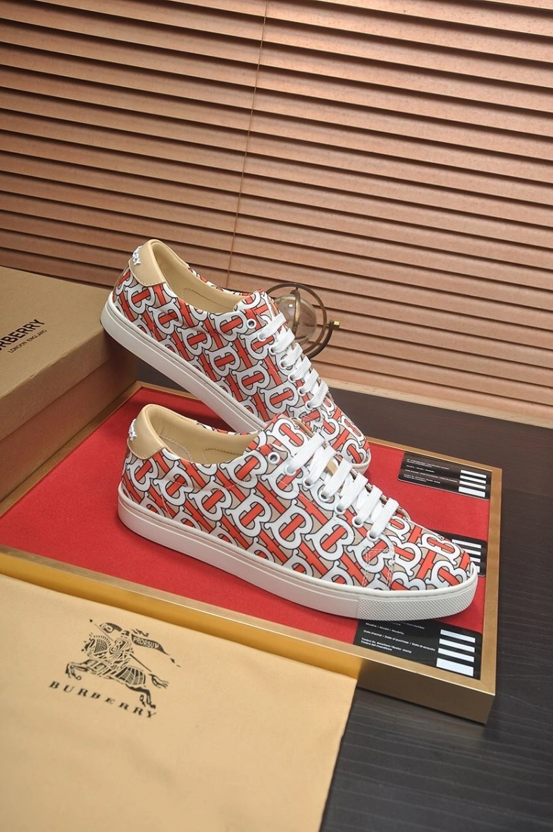 Elegant Bxrbxrry Sneakers 115512