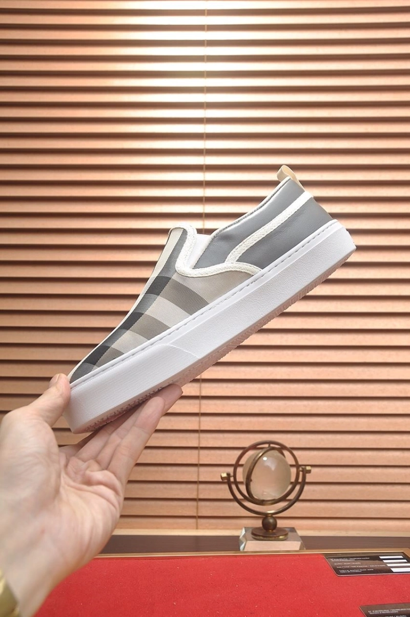 Sophisticated Bxrbxrry Sneakers 115500