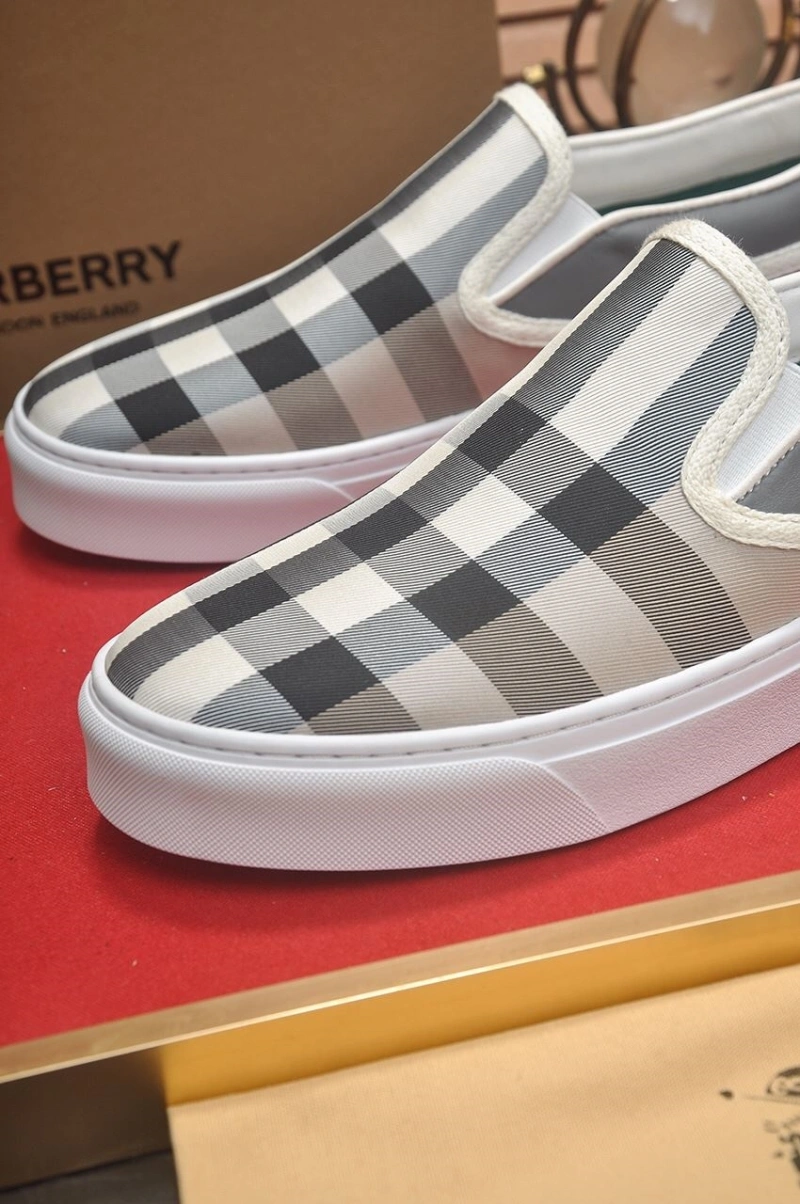 Sophisticated Bxrbxrry Sneakers 115500