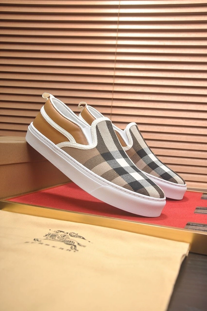 Fashionable Bxrbxrry Sneakers 115497