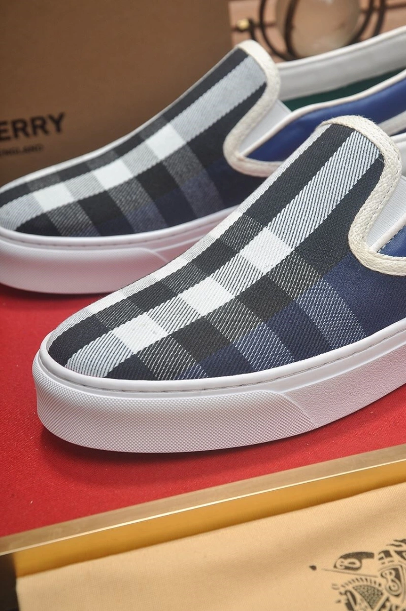 Timeless Bxrbxrry Sneakers 115502