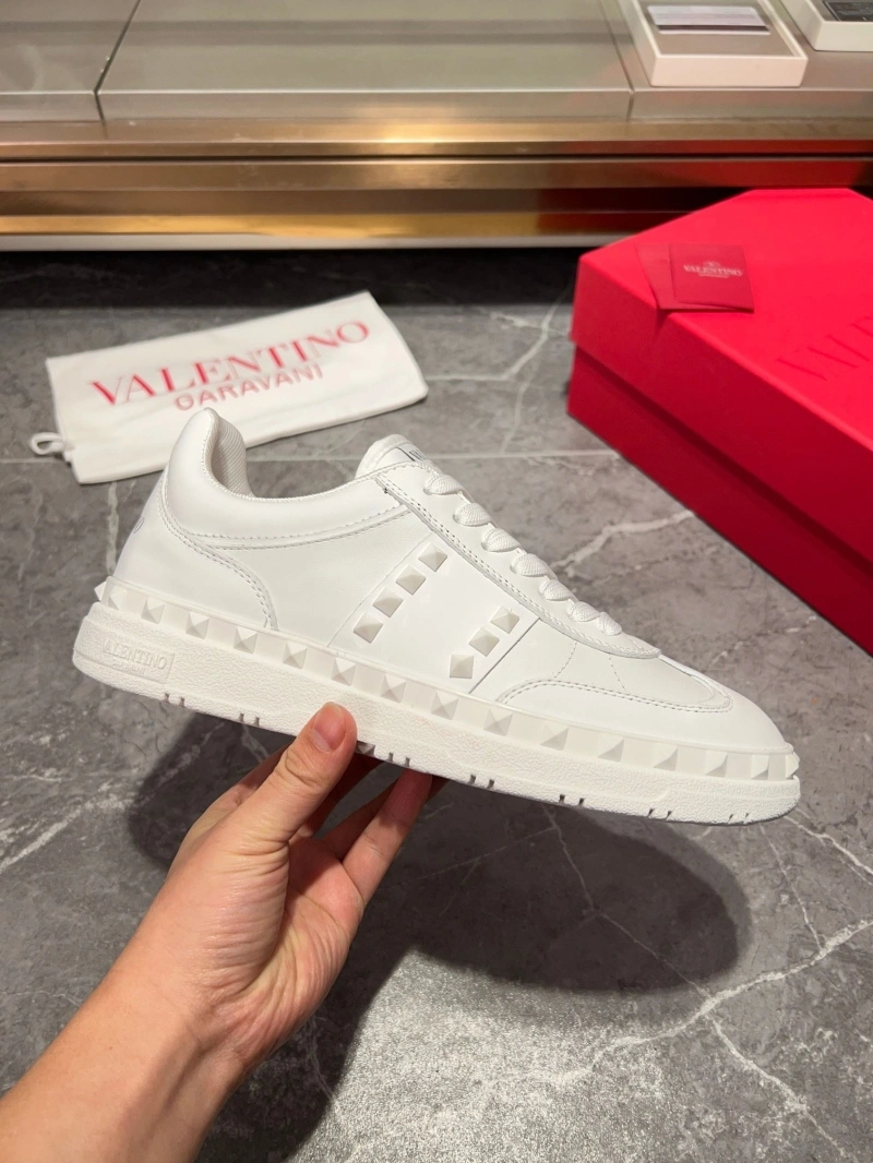 Compact Vxlxntino Sneakers 232964