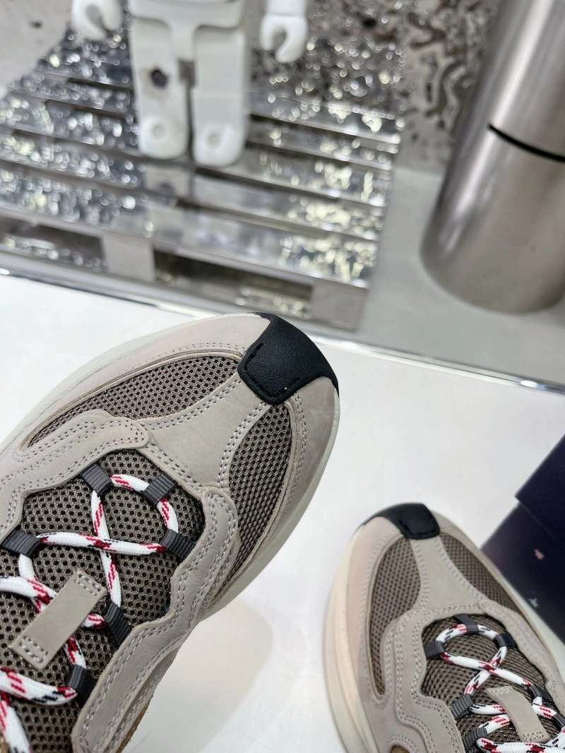 Efficient Gxccx Sneakers 166235