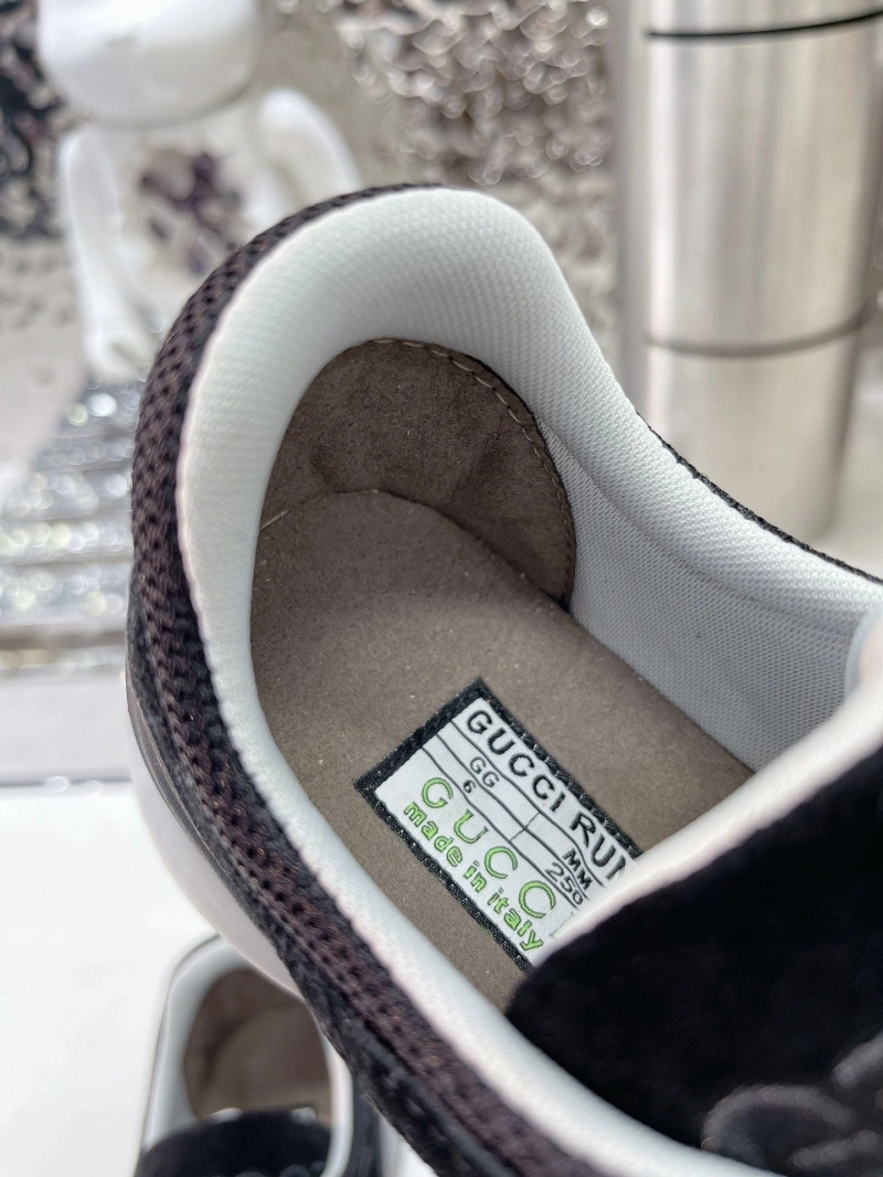 Reliable Gxccx Sneakers 166231