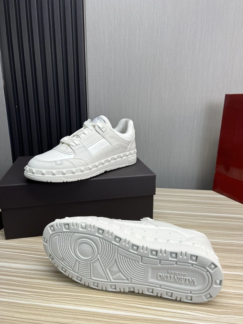Durable Vxlxntino Sneakers 232996