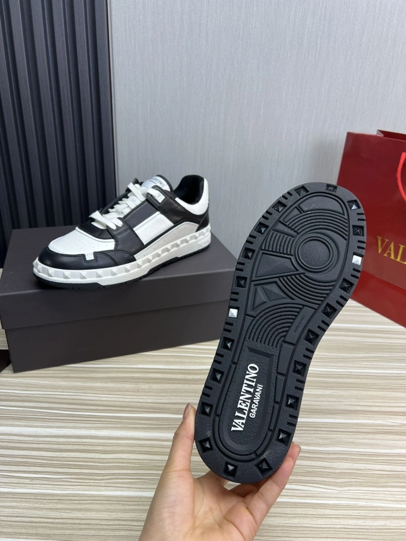 Cozy Vxlxntino Sneakers 232960