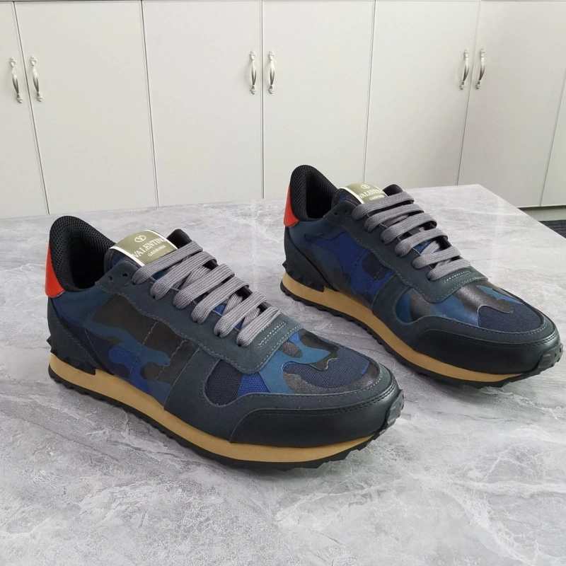 Bold Vxlxntino Sneakers 232954