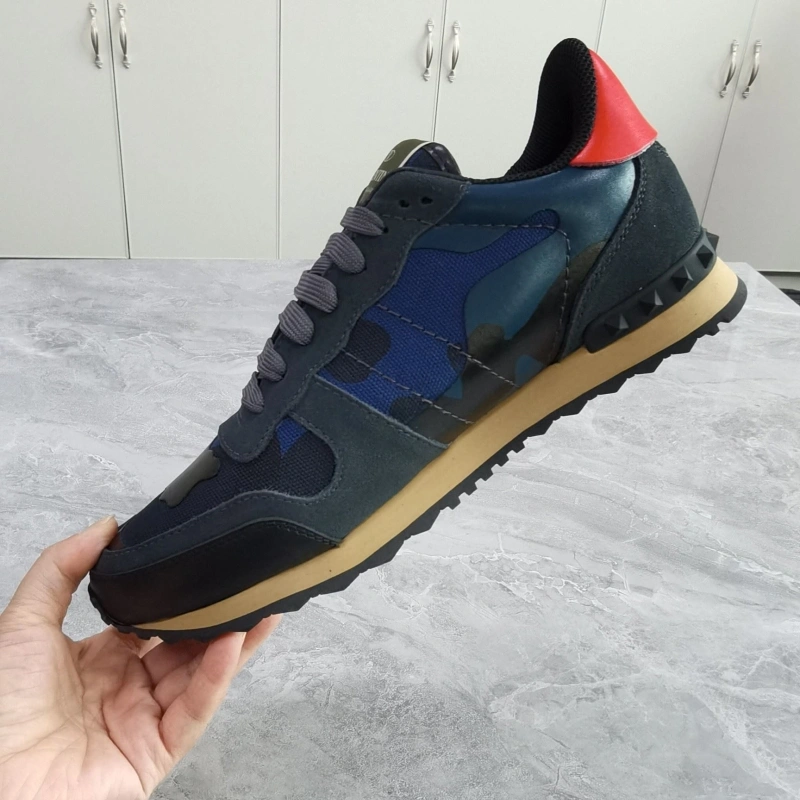 Bold Vxlxntino Sneakers 232954