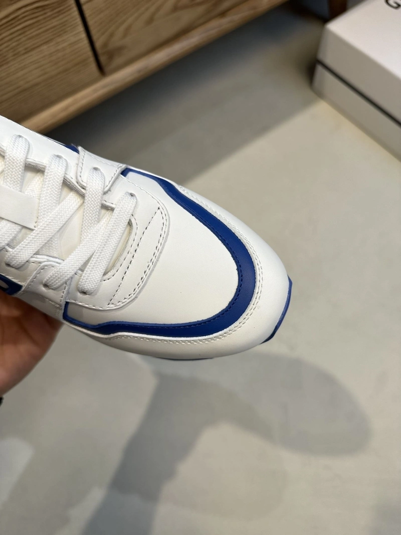 Stylish Gxvxnchy Sneakers 154741