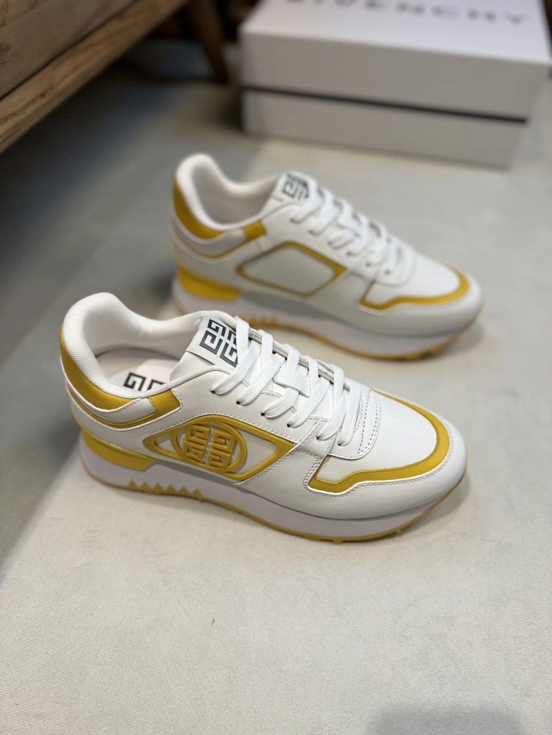 Gxvxnchy Sneakers HighQuality 154744
