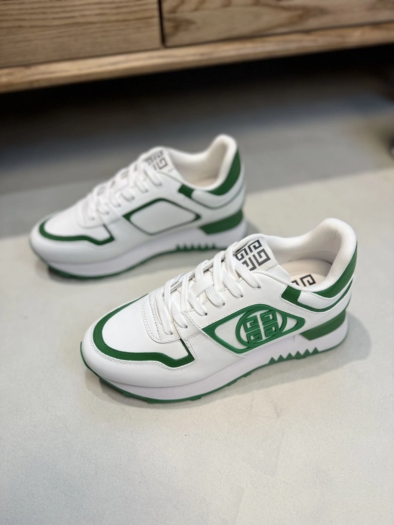 Practical Gxvxnchy Sneakers 154742
