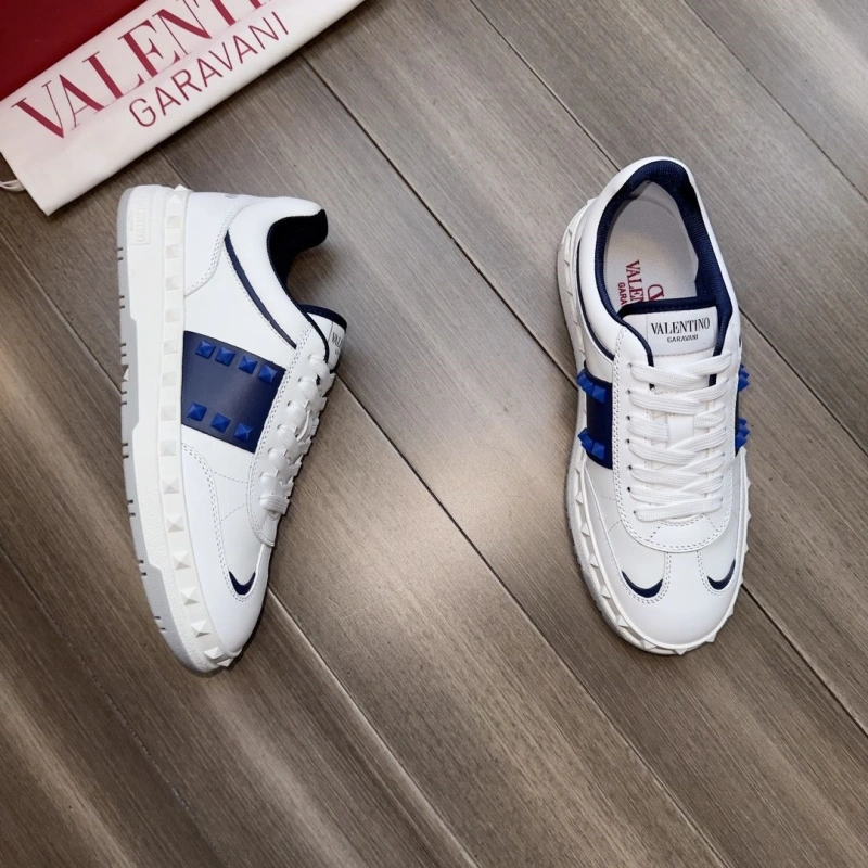Bold Vxlxntino Sneakers 232949