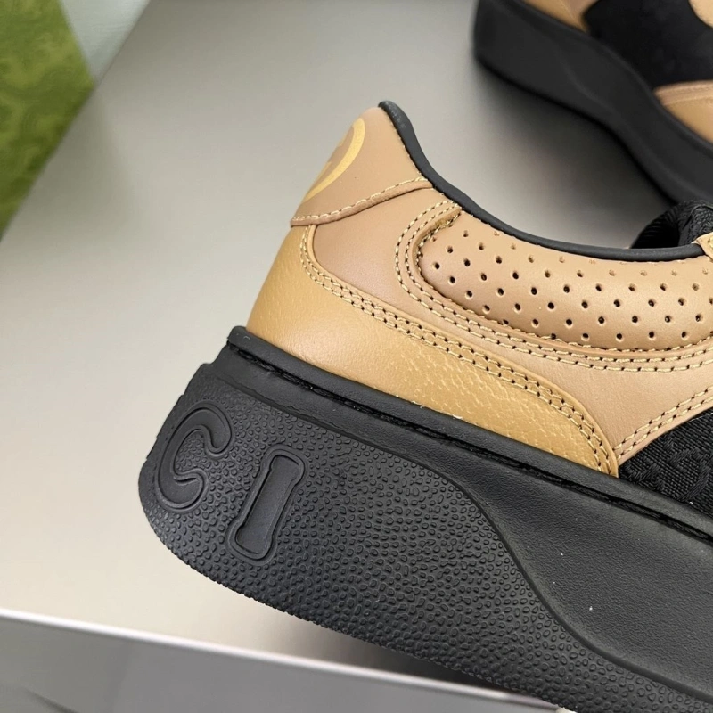Resilient Gxccx Sneakers 166182