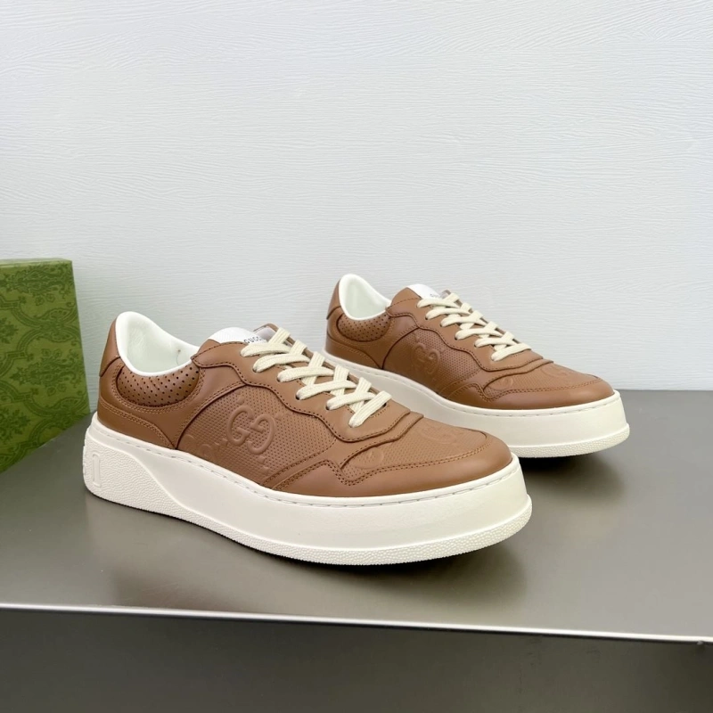 Trendsetting Gxccx Sneakers 166181