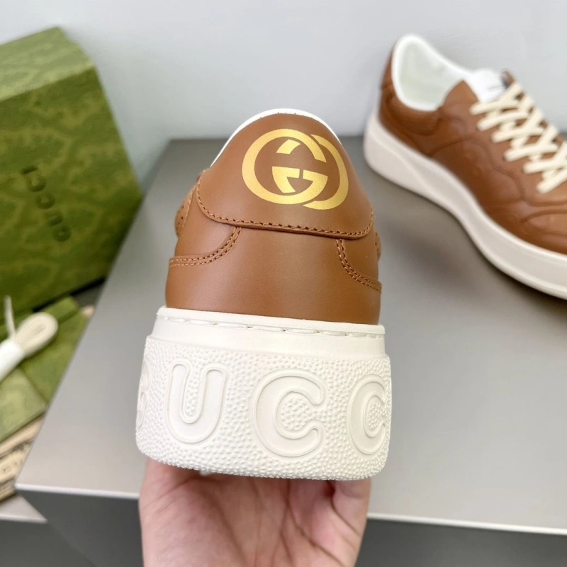 Trendsetting Gxccx Sneakers 166181