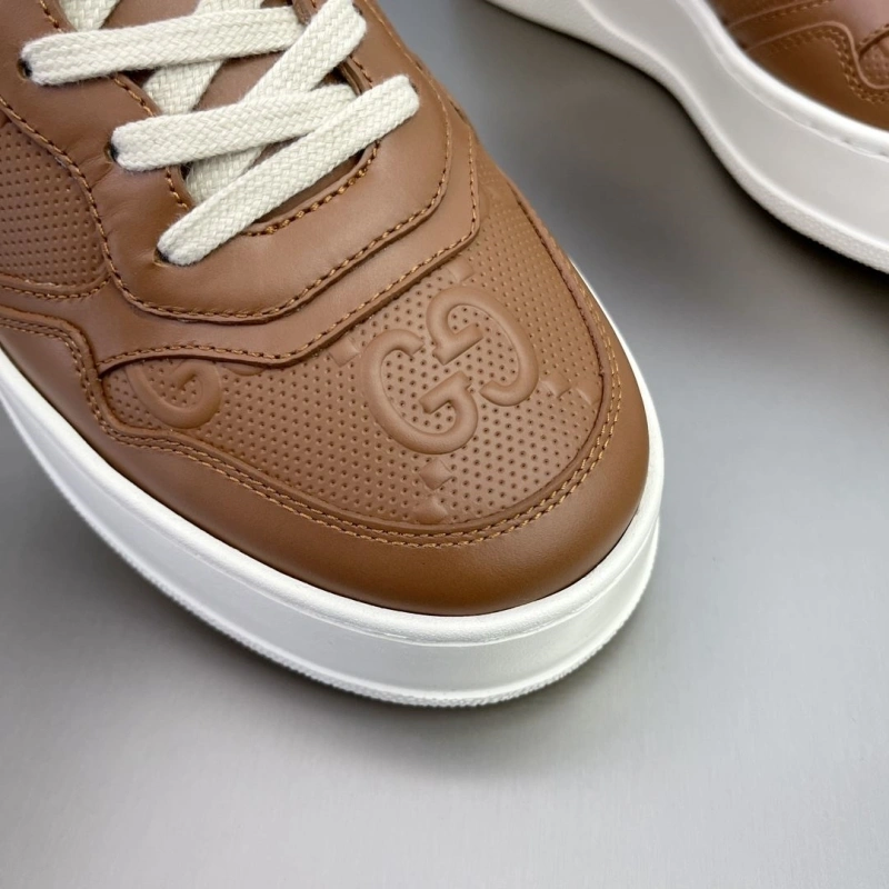 Trendsetting Gxccx Sneakers 166181