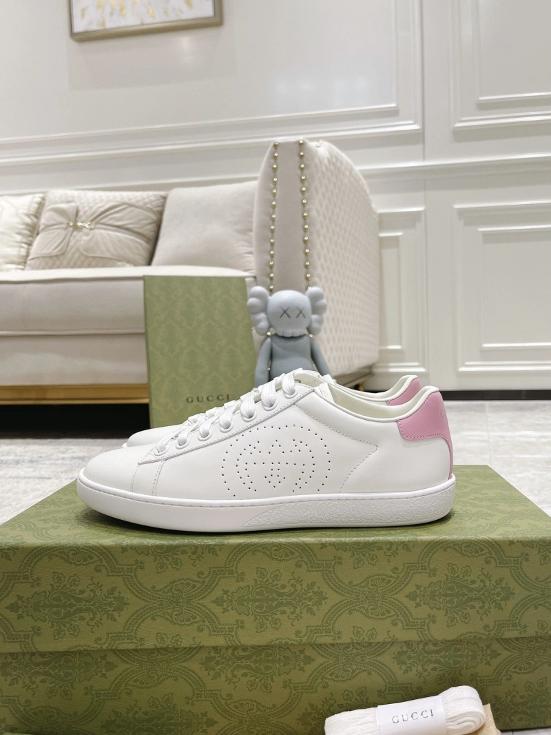 Efficient Gxccx Sneakers 166162