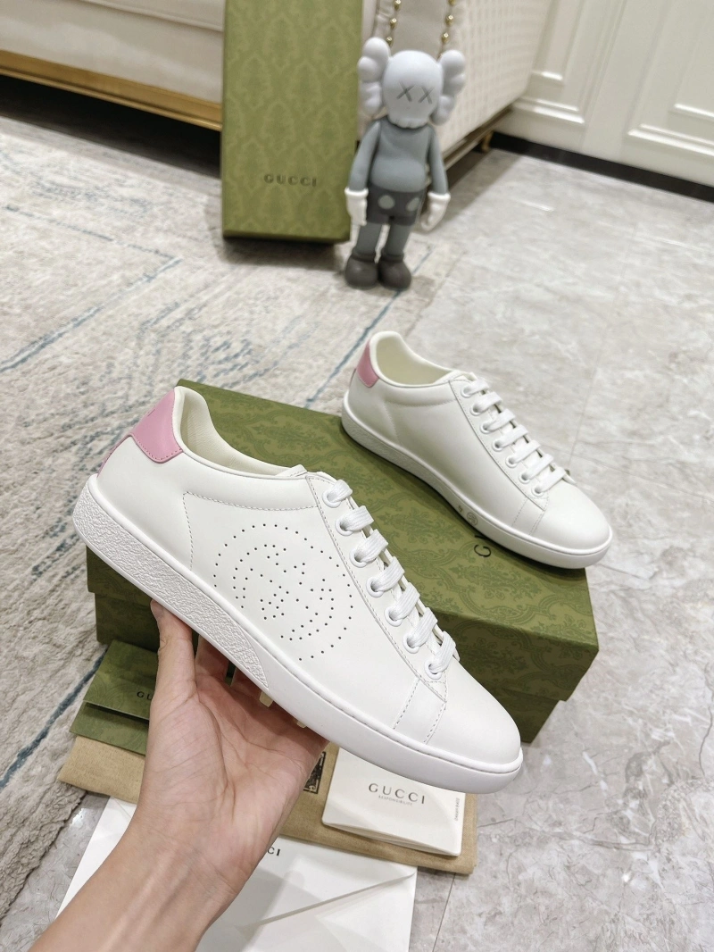 Efficient Gxccx Sneakers 166162