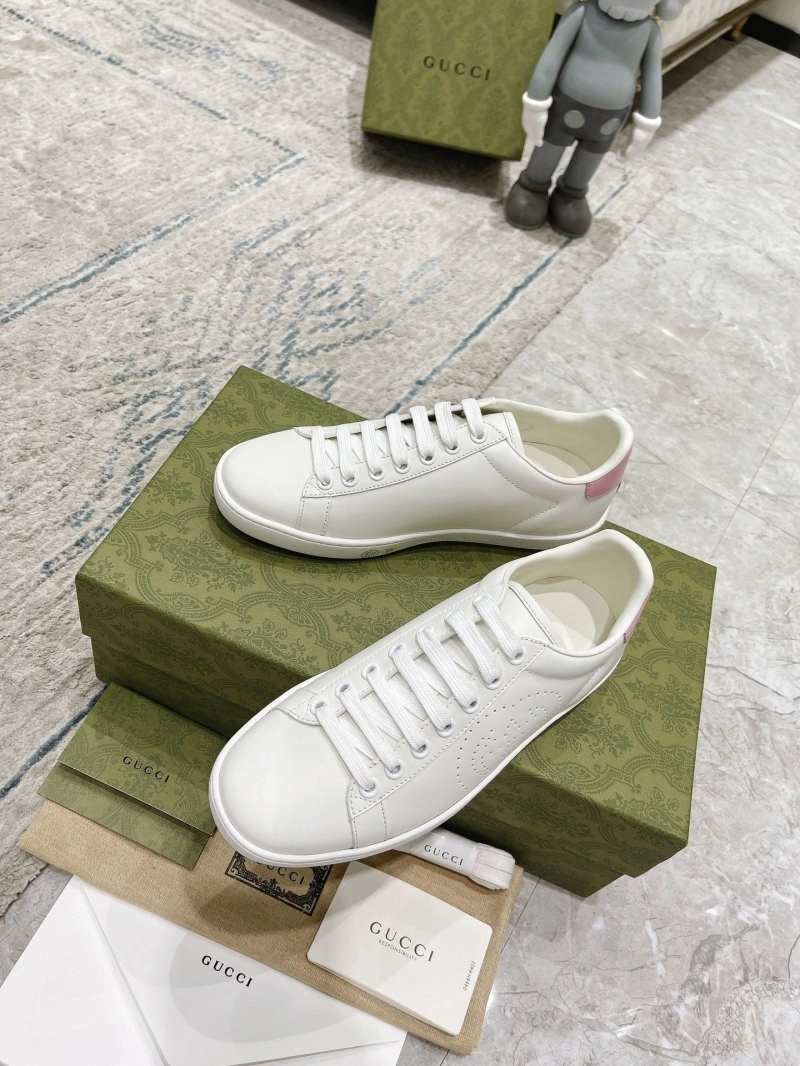 Efficient Gxccx Sneakers 166162