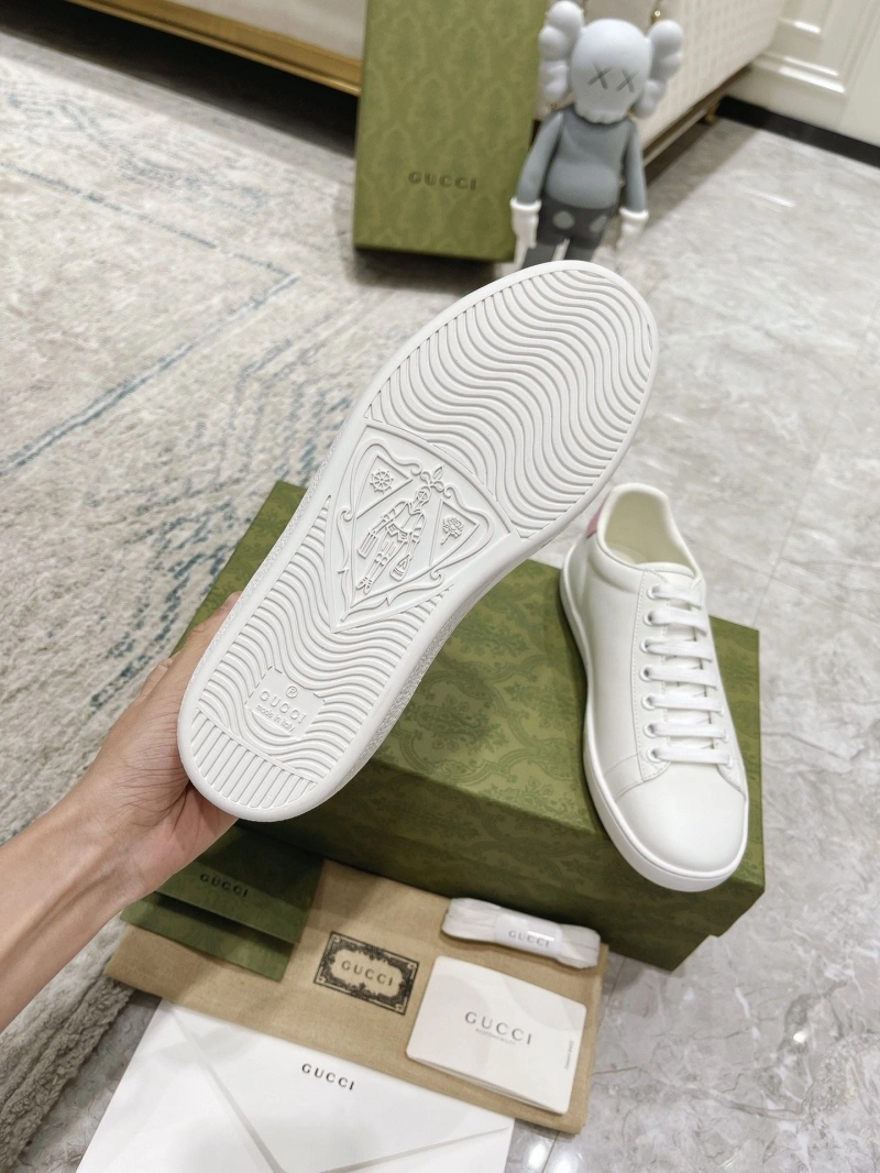 Efficient Gxccx Sneakers 166162