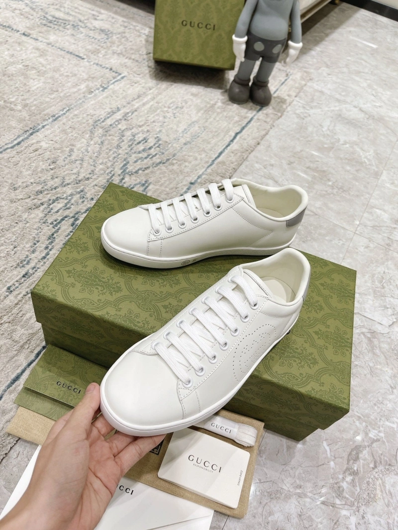 Versatile Gxccx Sneakers 166177