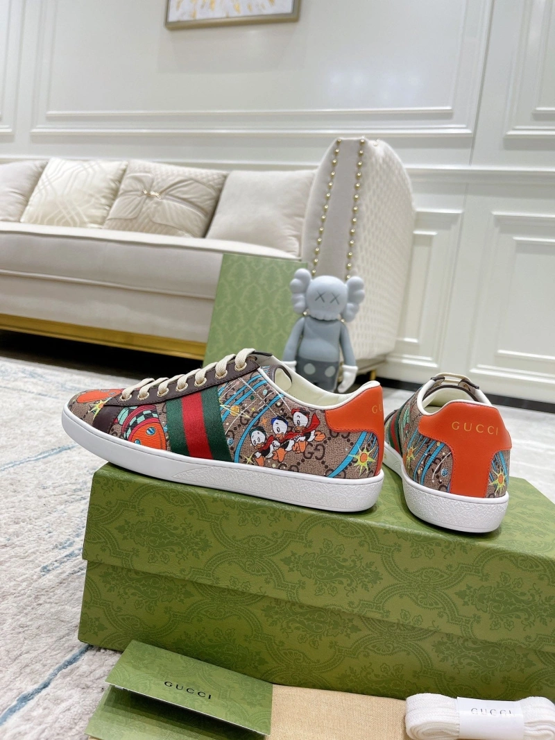 HighQuality Gxccx Sneakers 166157