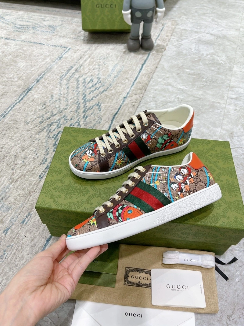 HighQuality Gxccx Sneakers 166157