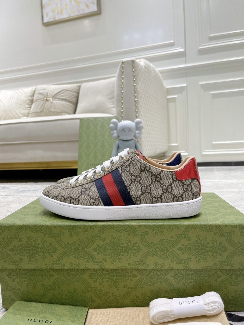 Gxccx Sneakers EyeCatching 166161