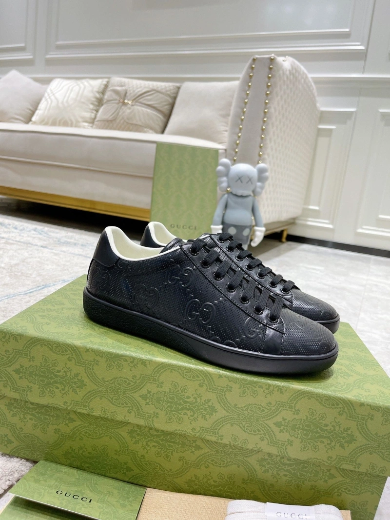 Elegant Gxccx Sneakers 166144