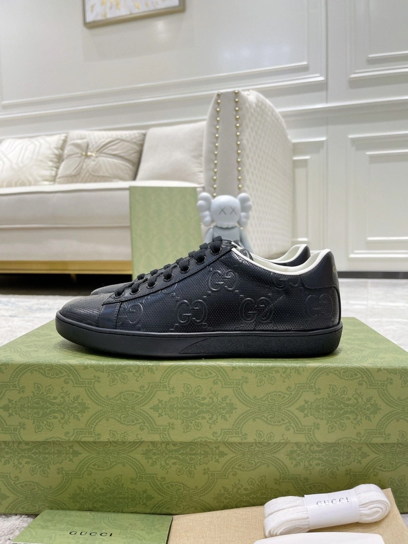 Elegant Gxccx Sneakers 166144