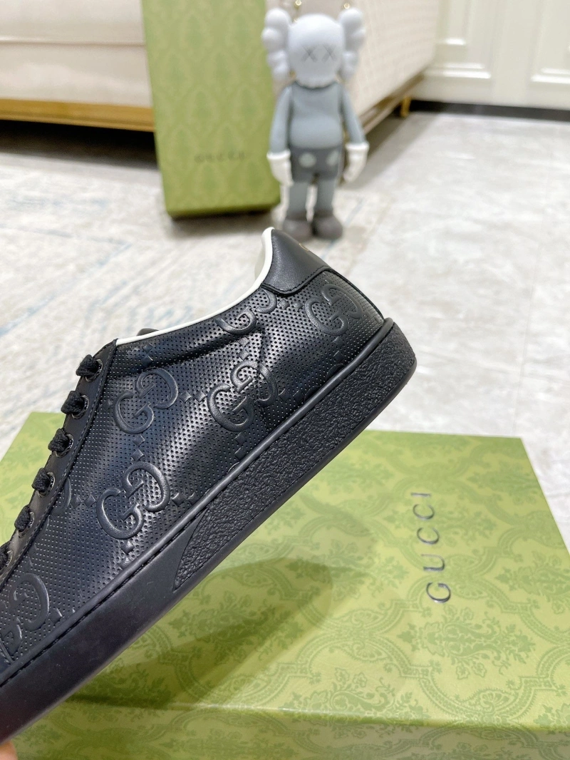 Elegant Gxccx Sneakers 166144