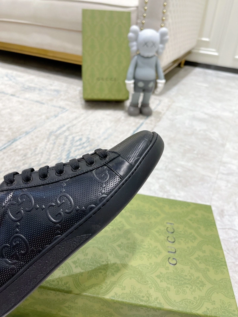 Elegant Gxccx Sneakers 166144