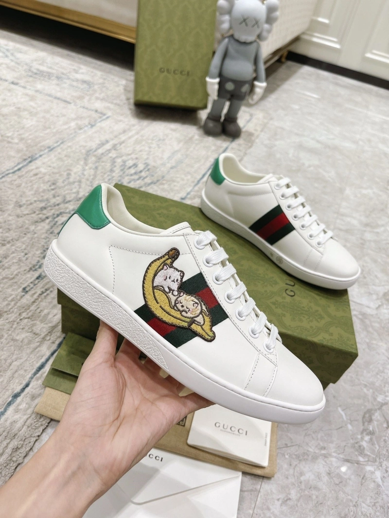 Modern Gxccx Sneakers 166128