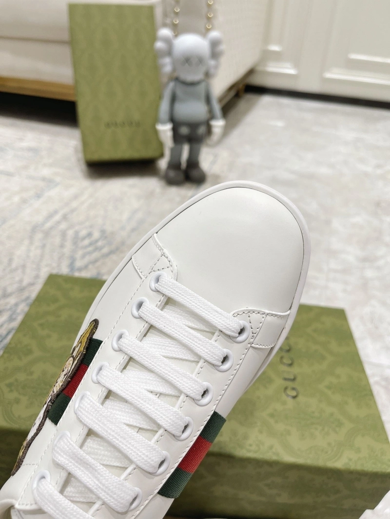Modern Gxccx Sneakers 166128