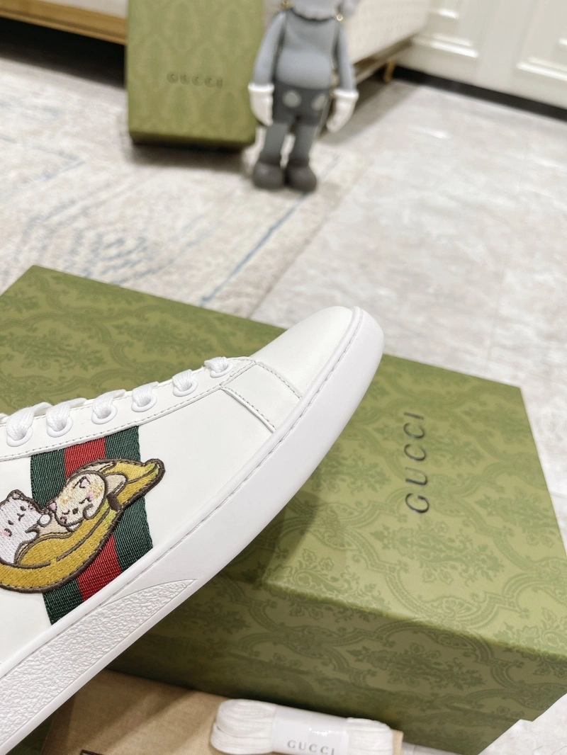 Modern Gxccx Sneakers 166128
