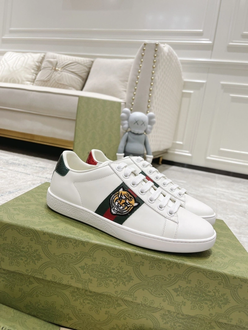 Sleek Gxccx Sneakers 166122