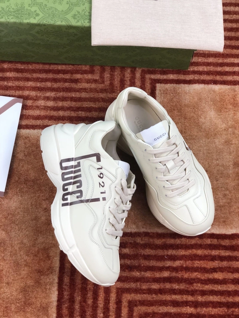 Versatile Gxccx Sneakers 166108