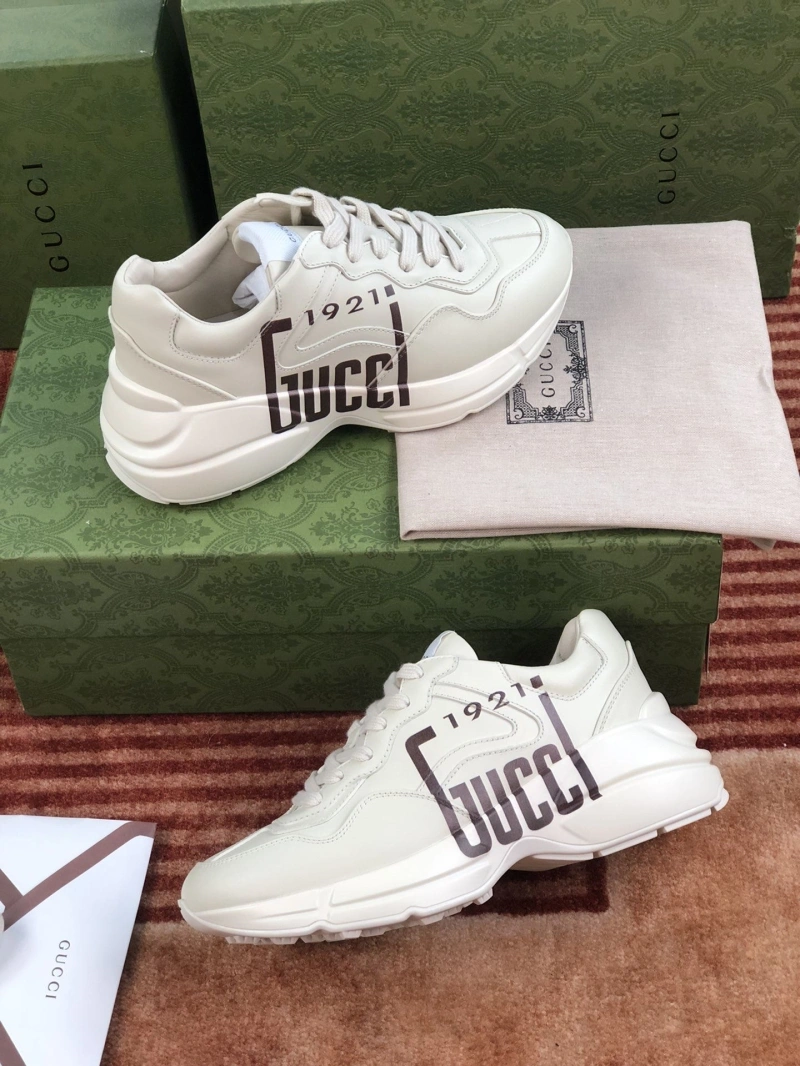 Versatile Gxccx Sneakers 166108