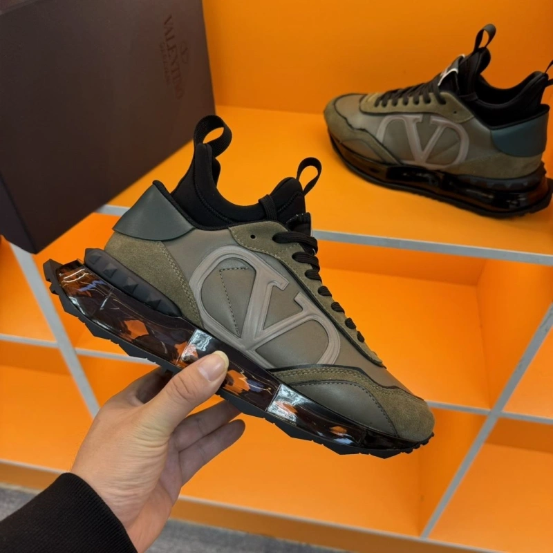 GoAnywhere Vxlxntino Sneakers 232942