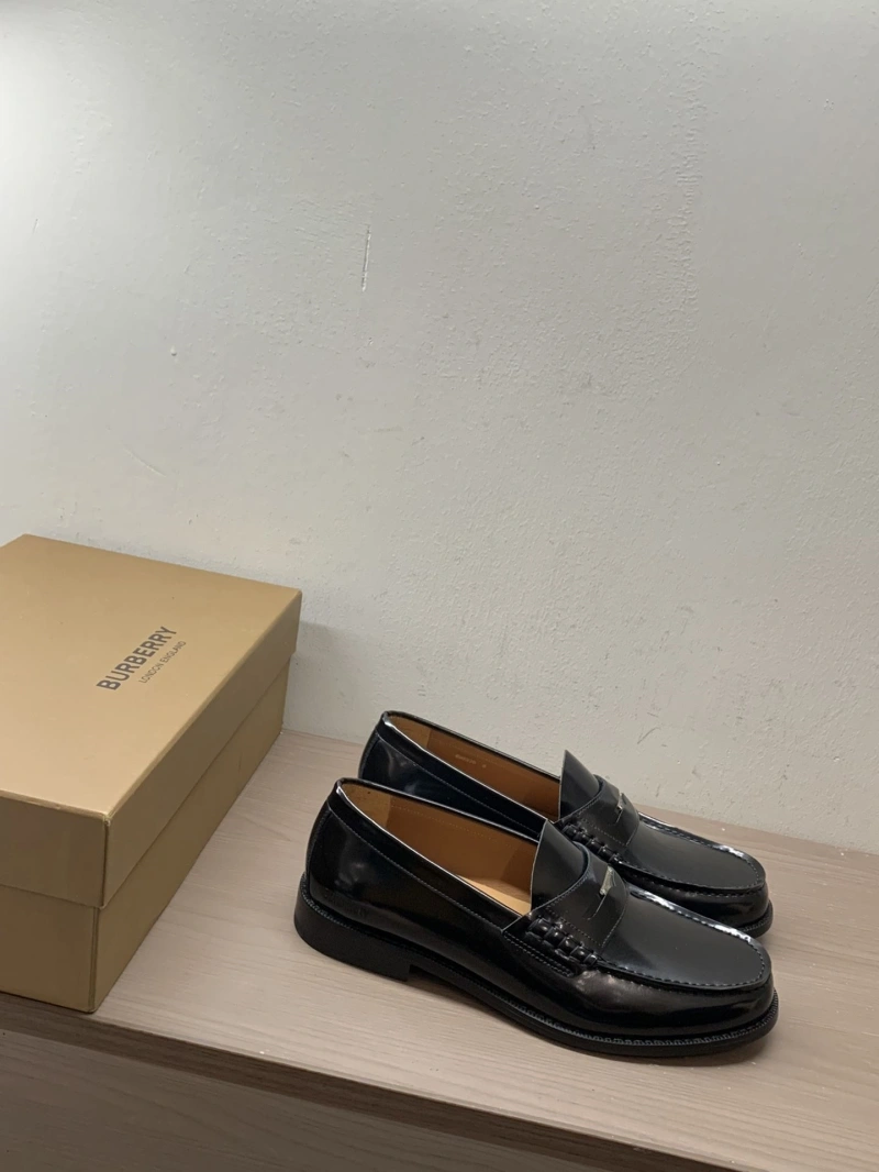 Stylish Bxrbxrry Leather Shoes 115624