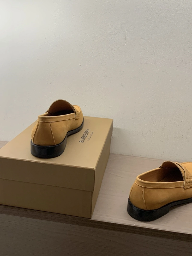 Minimalist Bxrbxrry Leather Shoes 115629