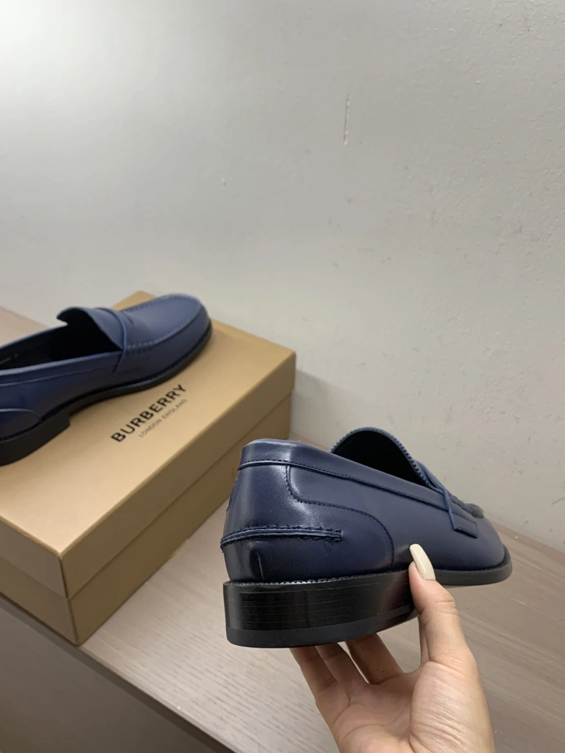 GoAnywhere Bxrbxrry Leather Shoes 115619