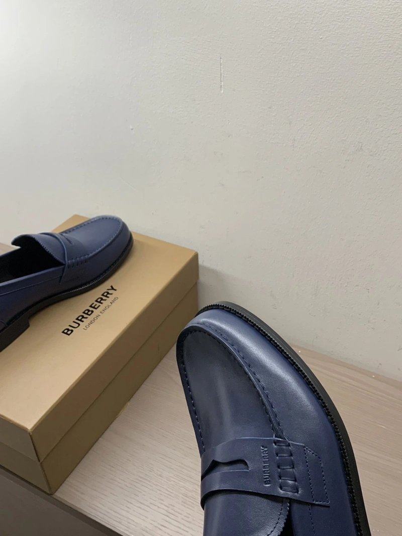 GoAnywhere Bxrbxrry Leather Shoes 115619
