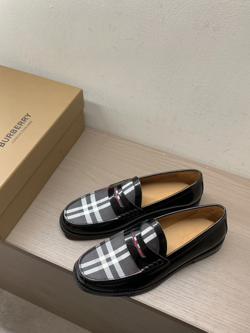Functional Bxrbxrry Leather Shoes 115621
