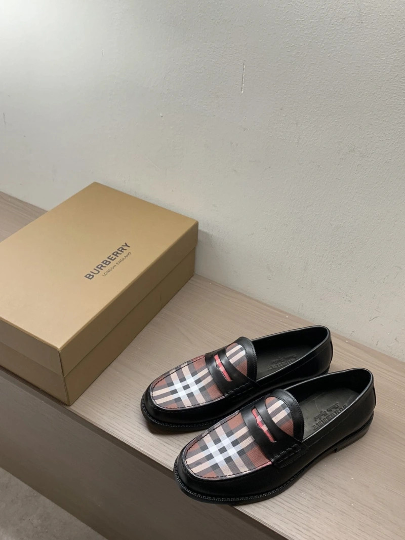 Minimalist Bxrbxrry Leather Shoes 115618
