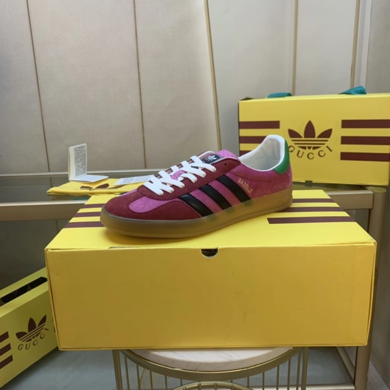Vibrant Gxccx Sneakers 166070